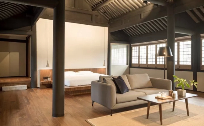 全屋定制家具利用屋內的梁和柱，星空梵高全屋定制